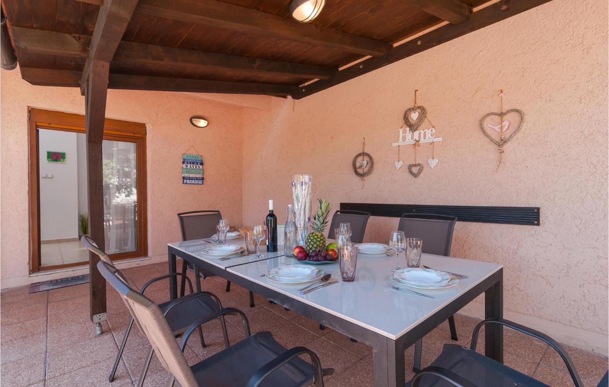 Cozy Home In Mudri Dolac With Kitchen Basina Exteriör bild
