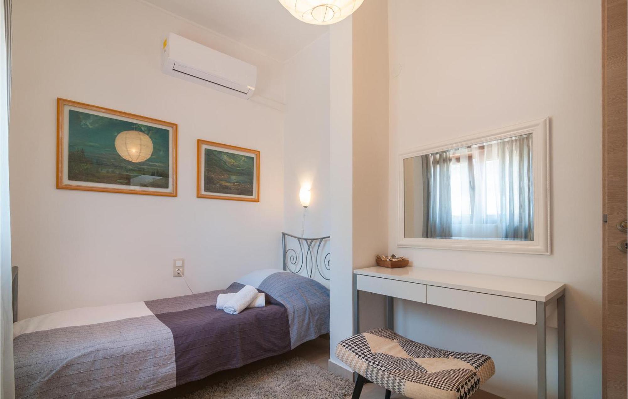 Cozy Home In Mudri Dolac With Kitchen Basina Exteriör bild