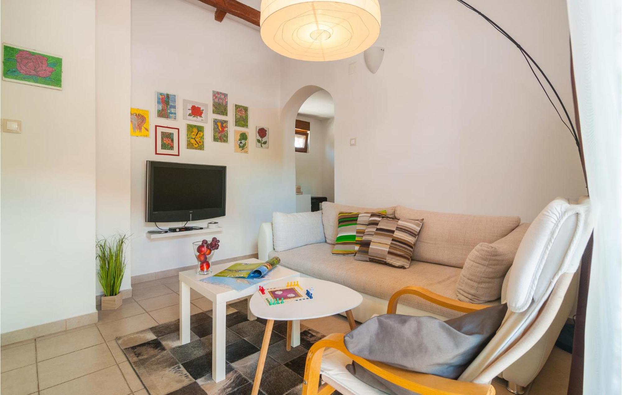 Cozy Home In Mudri Dolac With Kitchen Basina Exteriör bild